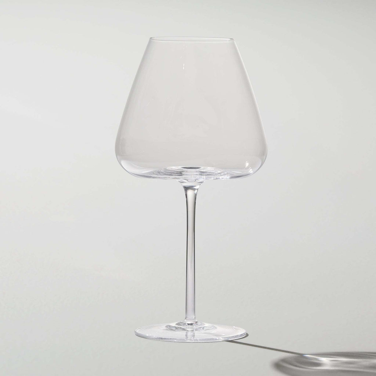 Oplev vin på ny med The Bold Bourgogne Glass fra The Mancave
